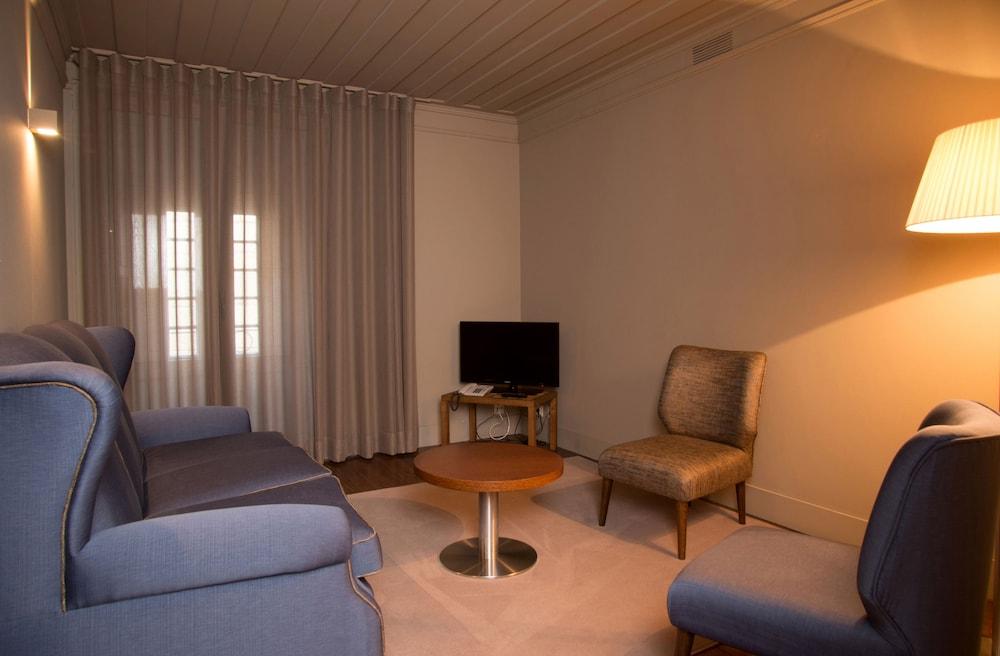 Hotel Da Oliveira Guimaraes Exterior photo
