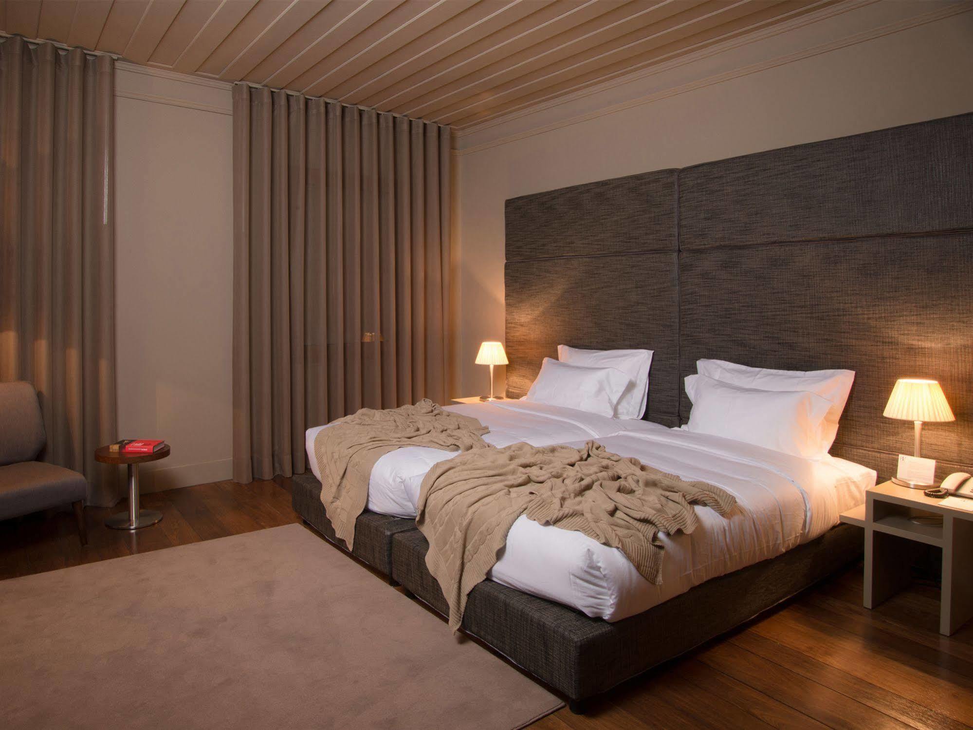 Hotel Da Oliveira Guimaraes Exterior photo